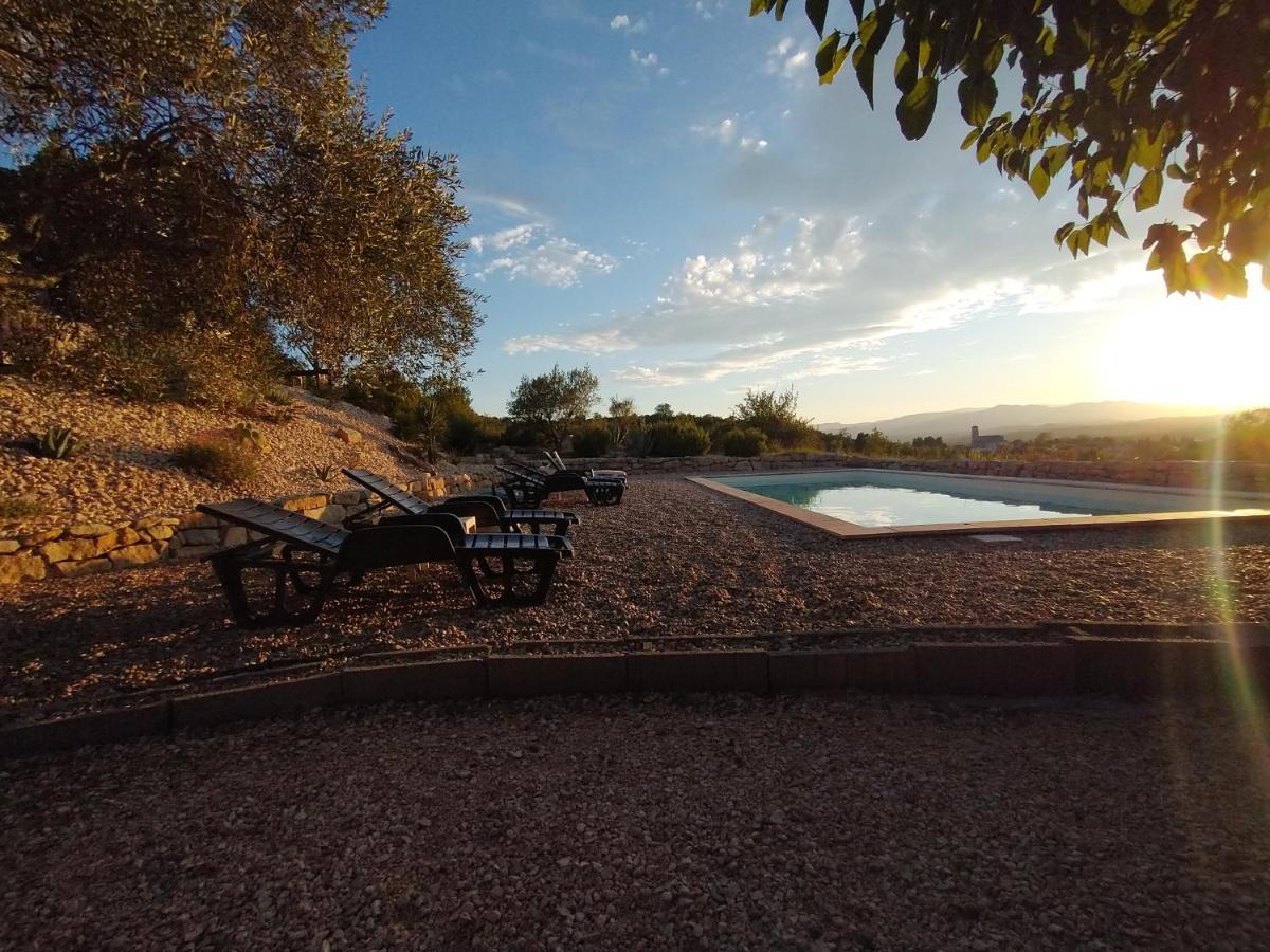 Les Agaves Piscine Panoramique Vue Exceptionnelle Bed & Breakfast Grospierres Dış mekan fotoğraf